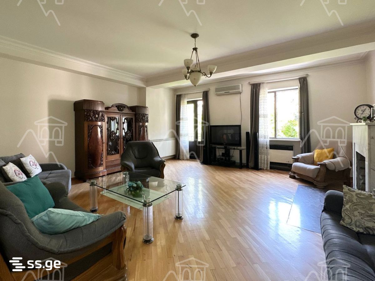 Kote Abkhaz st. 17 - 4 rooms