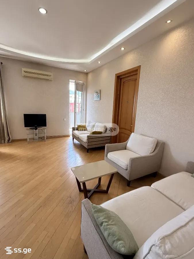 R. Chkhikvadze st. - 3 rooms