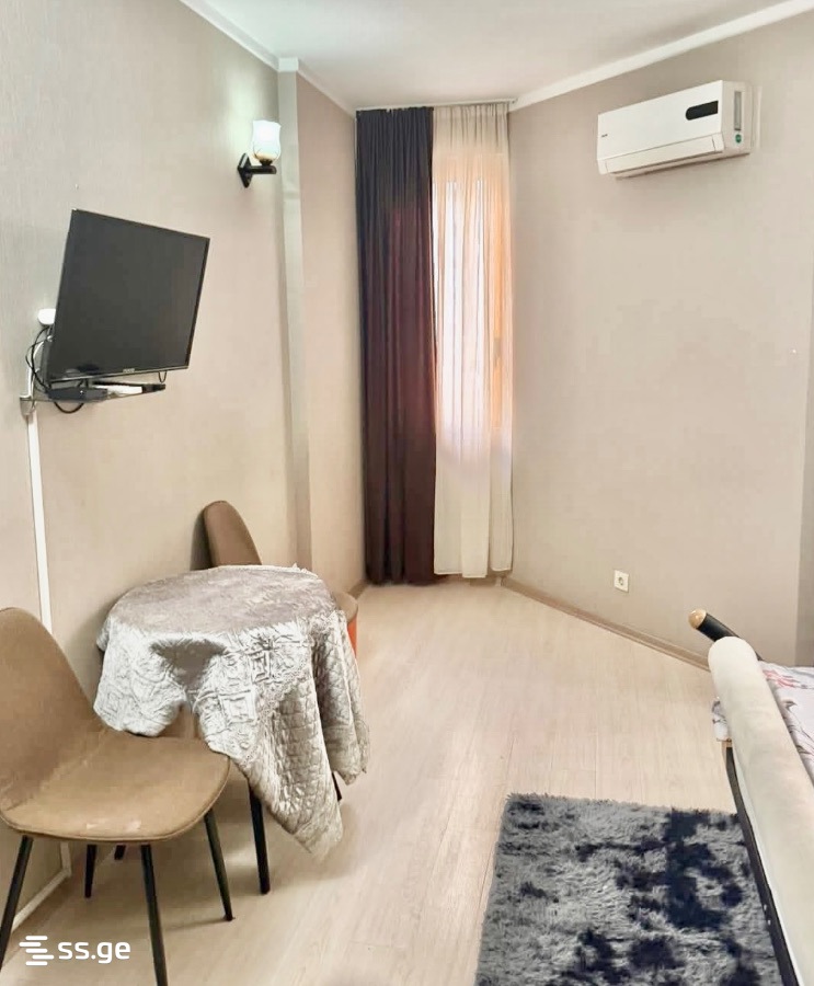 4 - 1 rooms