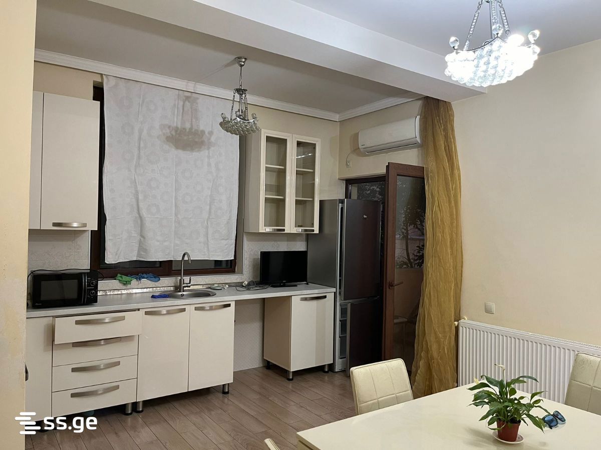 O.Lortkipanidze st. - 3 rooms