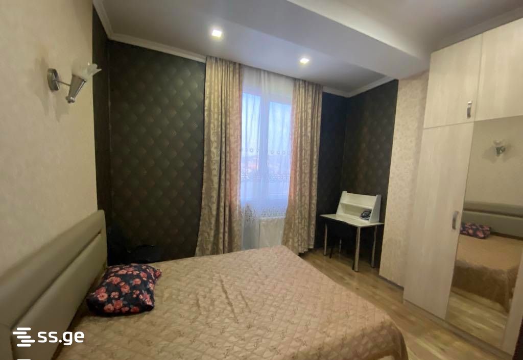 manjgaladze st. - 3 rooms