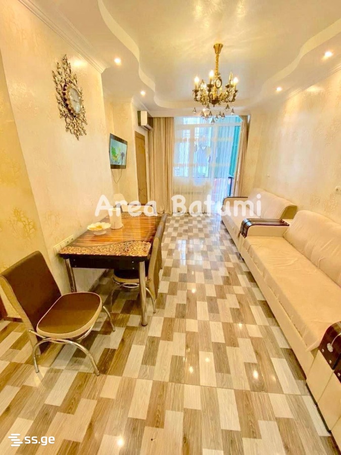 6 - 3 rooms