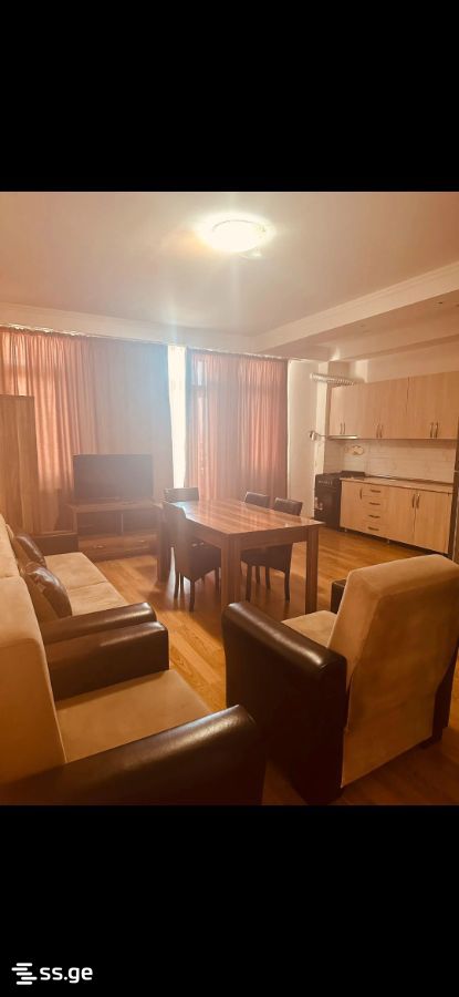 nucubidze IV plato 45 - 3 rooms
