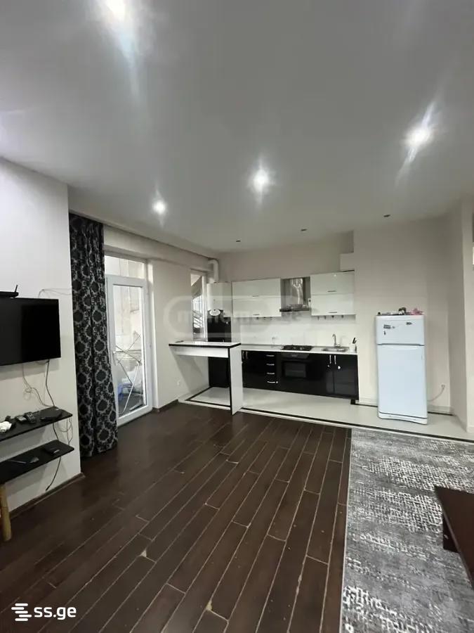 Beri Gabriel Salosi Ave. - 3 rooms