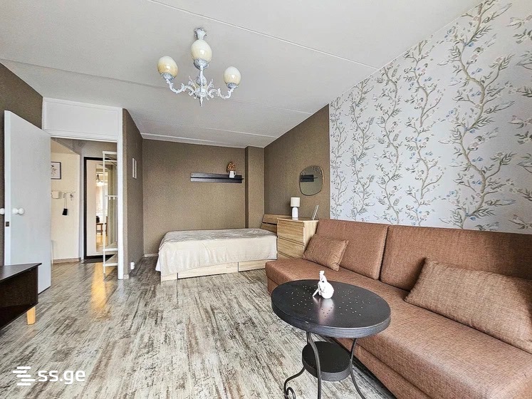 8 - 1 rooms