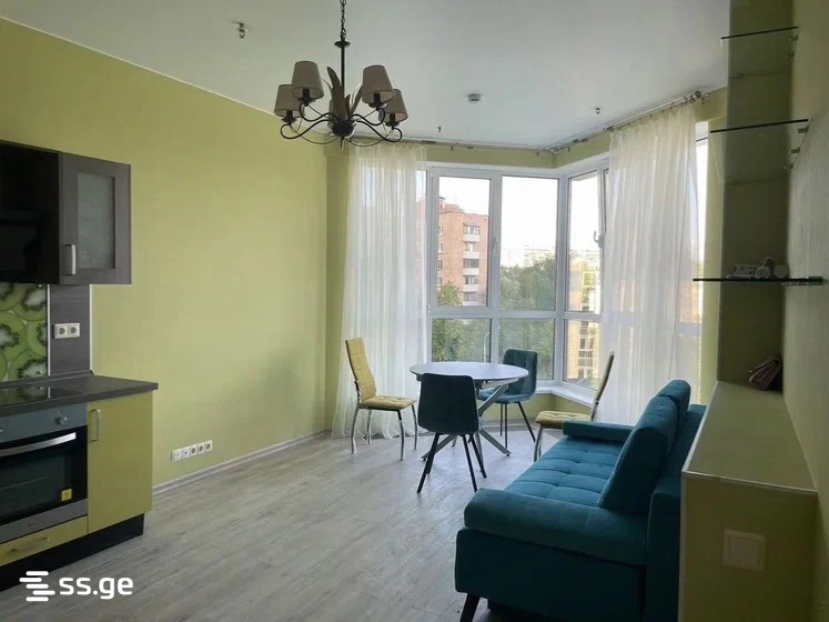 8 - 2 rooms