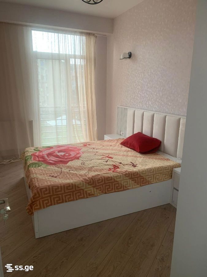 chkondideli st. - 3 rooms