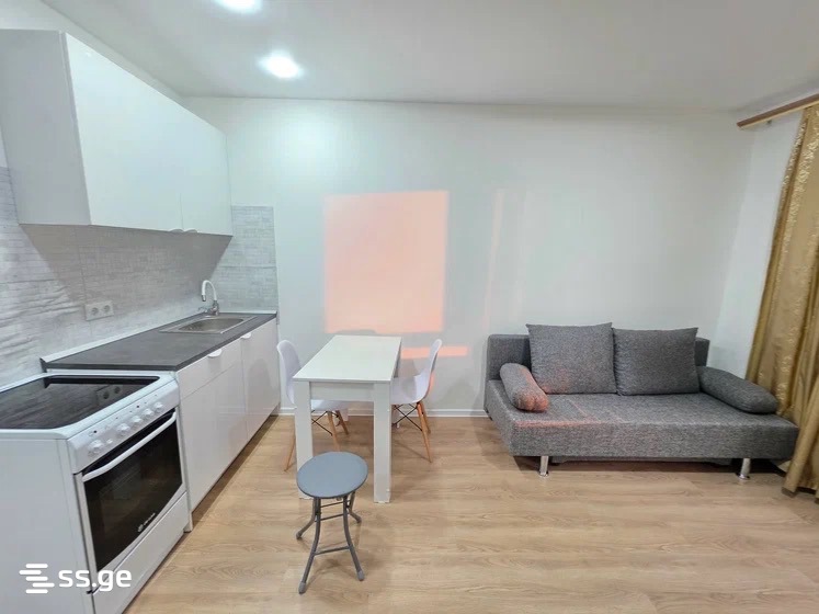 131 - 1 rooms
