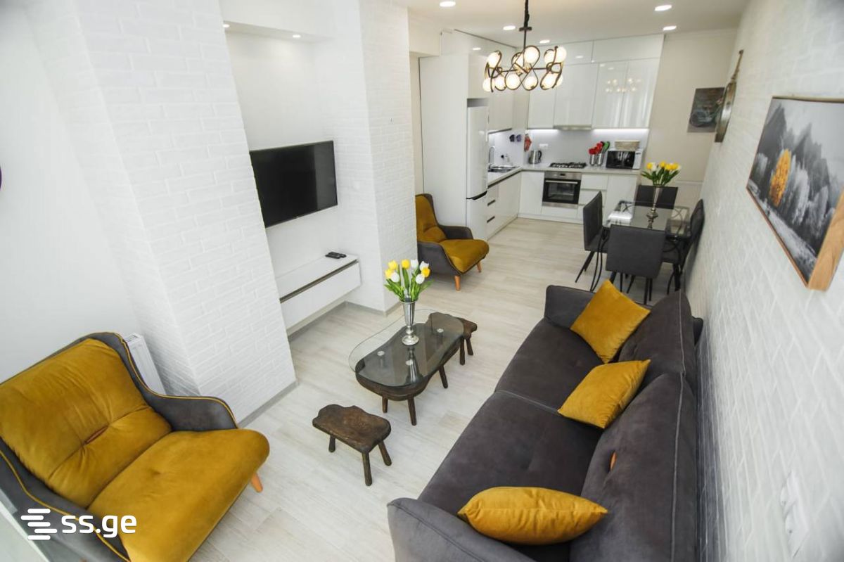 76 - 3 rooms