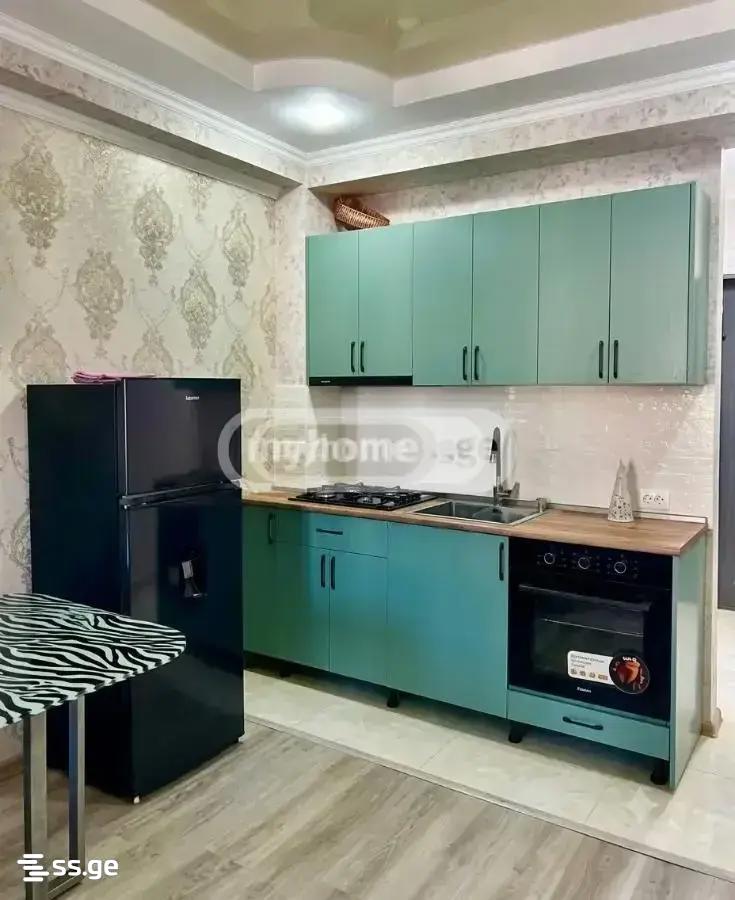 gmiri kursantebi st. 5ა - 3 rooms