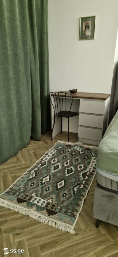 79 - 1 rooms