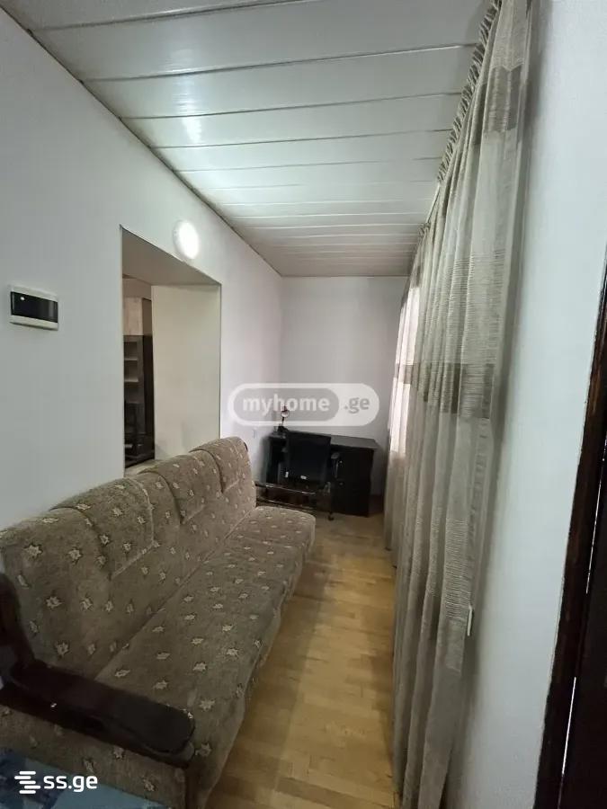 toidze st. - 4 rooms