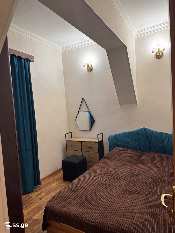 6 - 2 rooms
