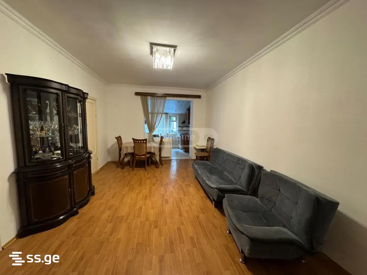 David Agmashenebeli st. 138 - 3 rooms