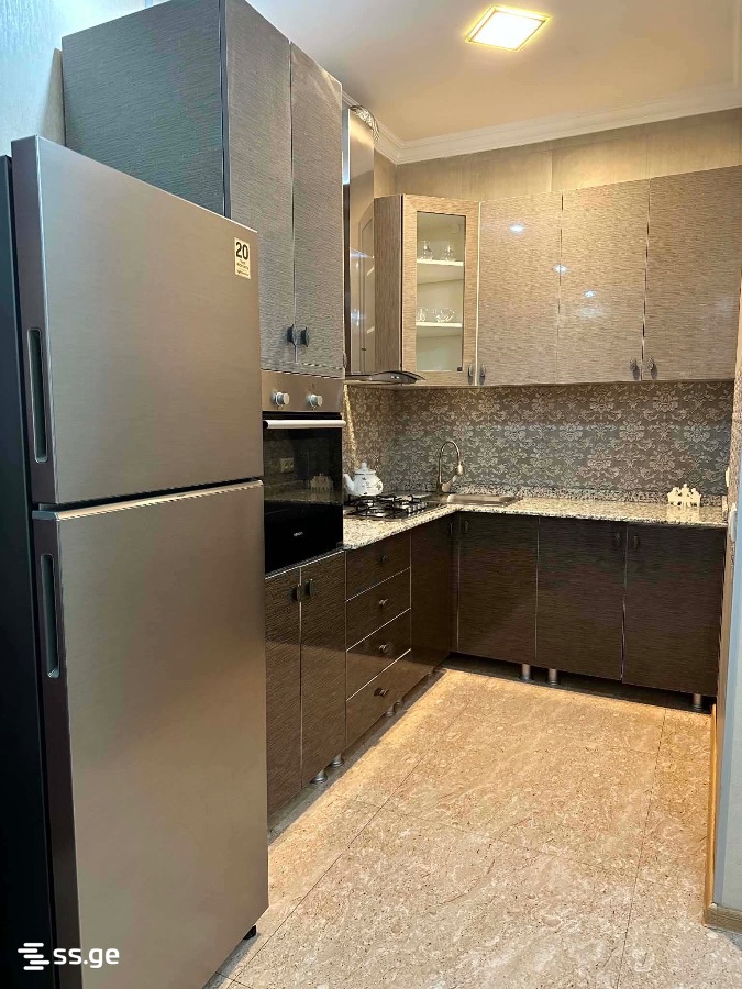 3 - 3 rooms