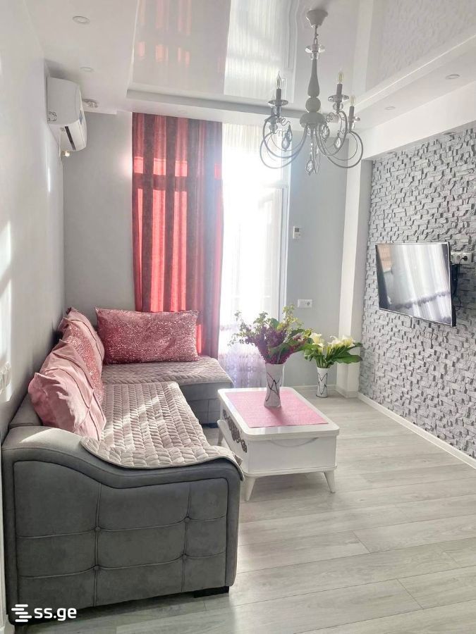 1 - 2 rooms