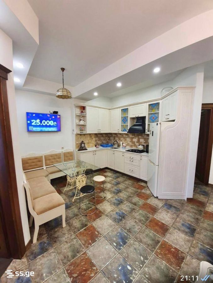 Khimshiashvili st. 1 - 3 rooms