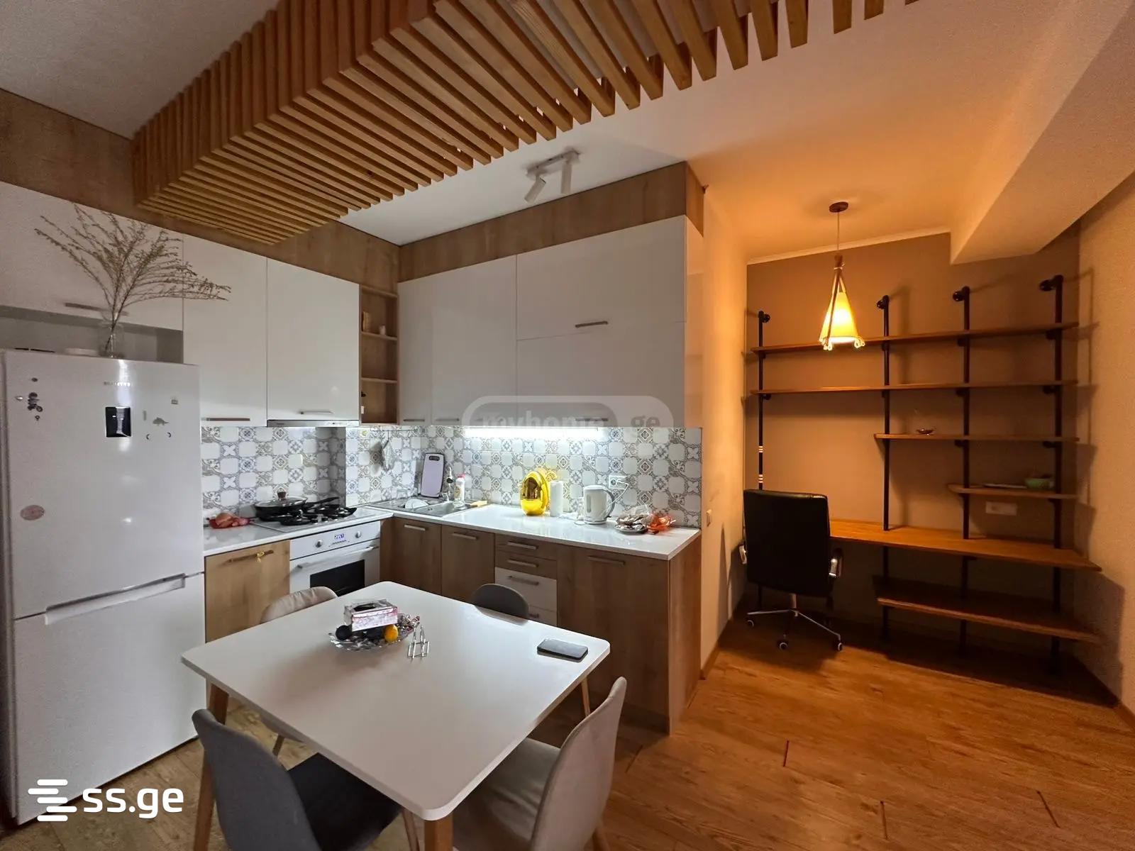 Lisi lake - 2 rooms