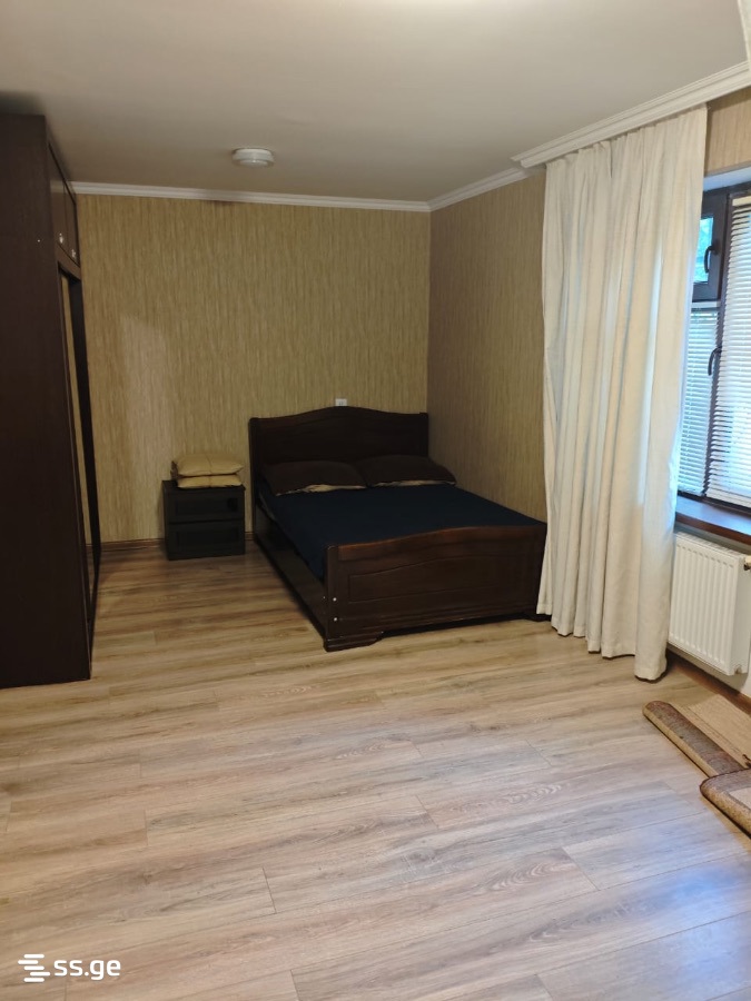 d.sarajishvili st. 28 - 2 rooms