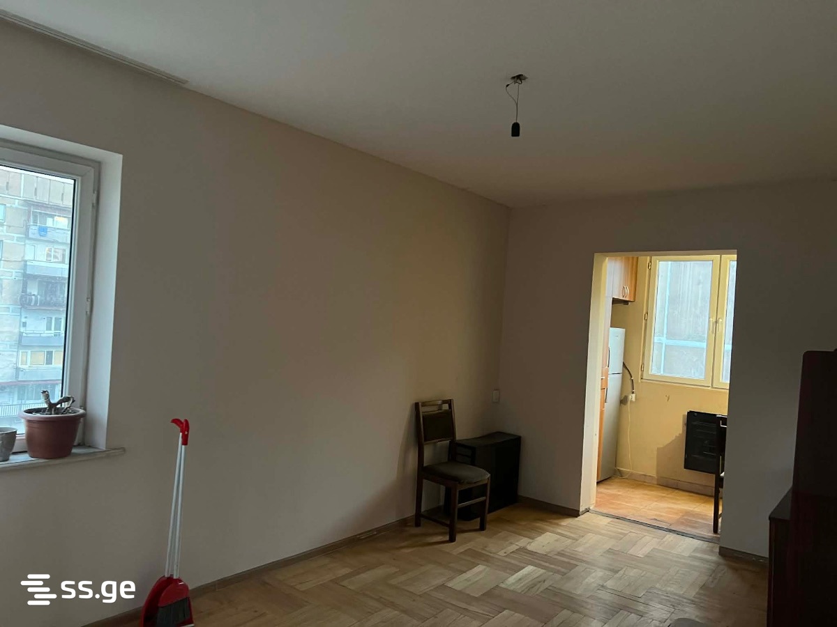 VIII Microdistrict - Gldani  27 - 2 rooms