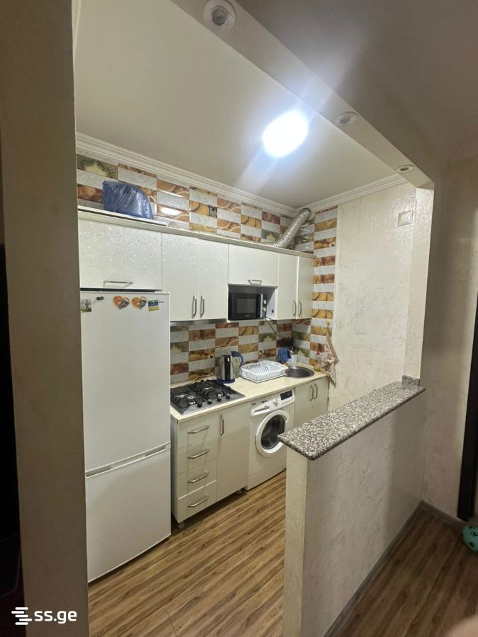 8 - 3 rooms