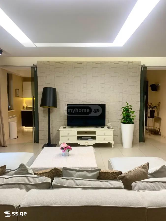 Lisi lake - 4 rooms