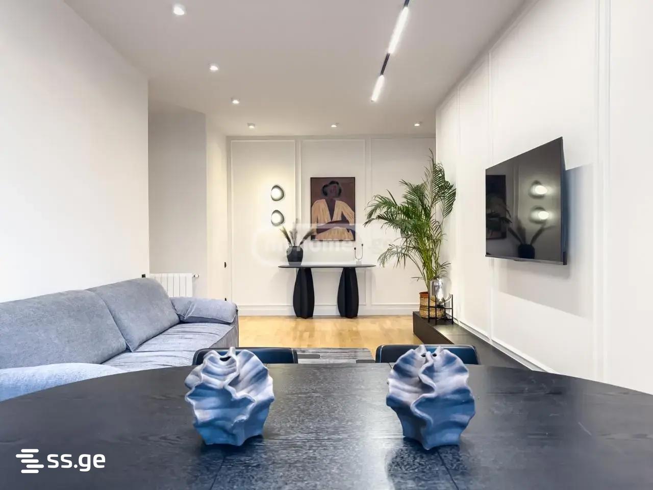 t. tabidze st. - 3 rooms