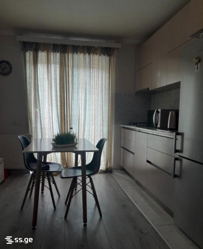 a.wereTlis avenue - 2 rooms