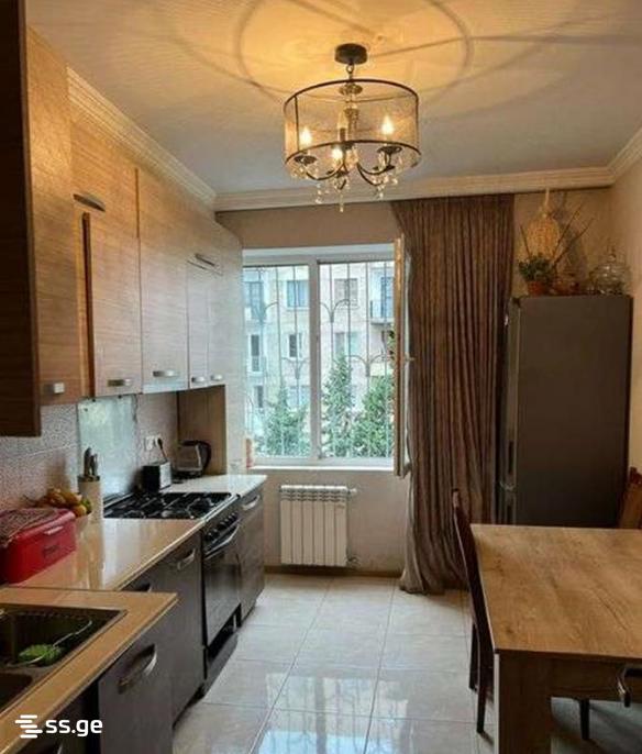 sairme st. - 6 rooms