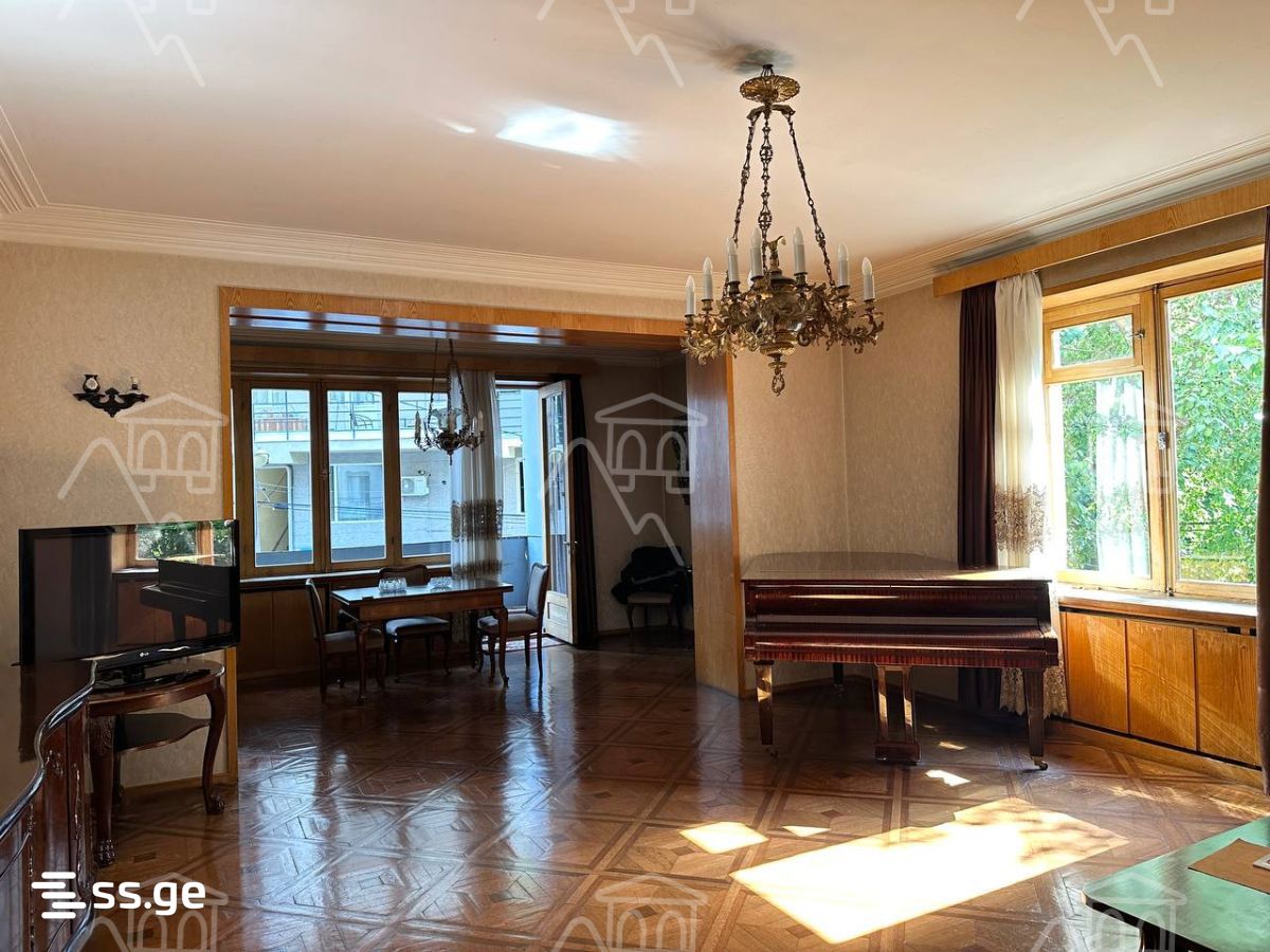 mckheta st. 8 - 3 rooms
