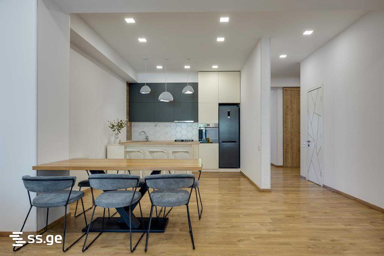 universiteti st. - 4 rooms