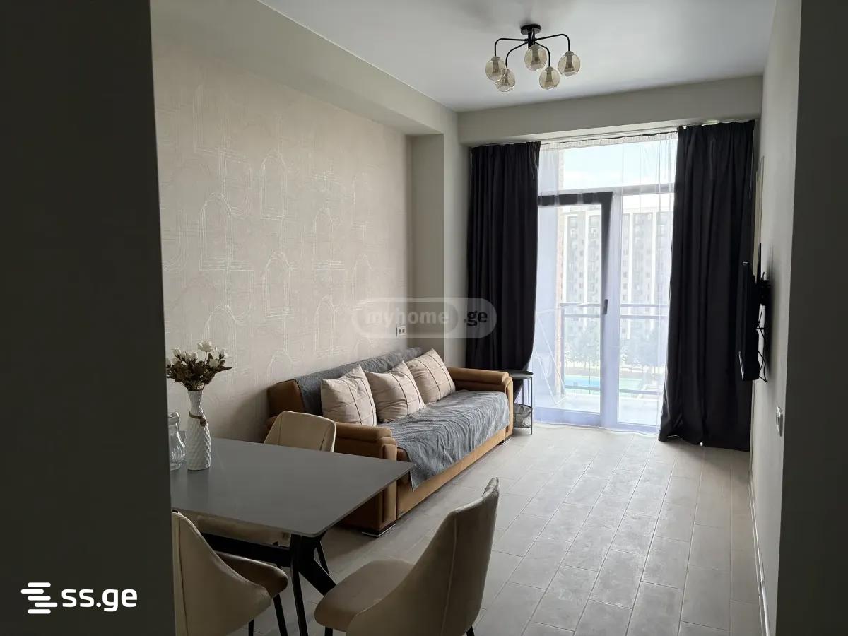 lertsami st. 0 - 2 rooms