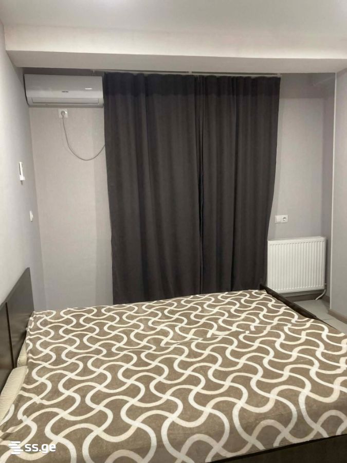 E. Kharadze st. 0 - 1 rooms