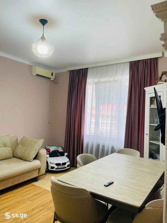 Khimshiashvili st. 47 - 3 rooms