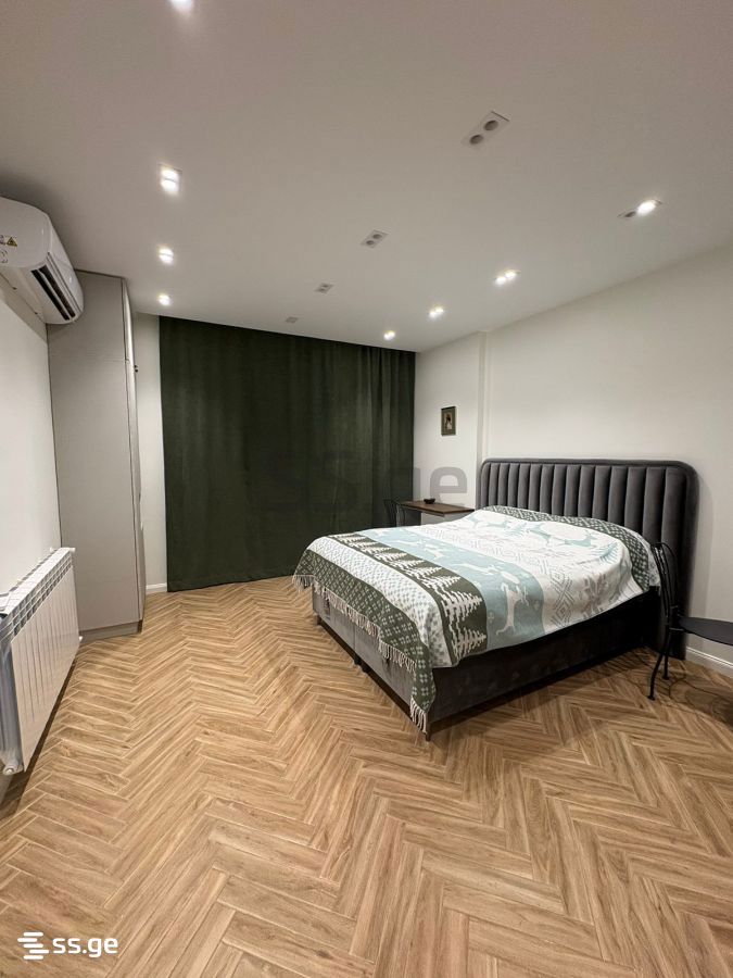 79 - 1 rooms