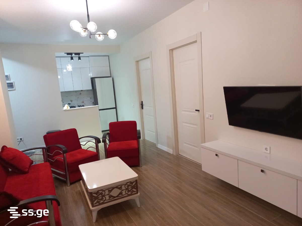 7 - 4 rooms