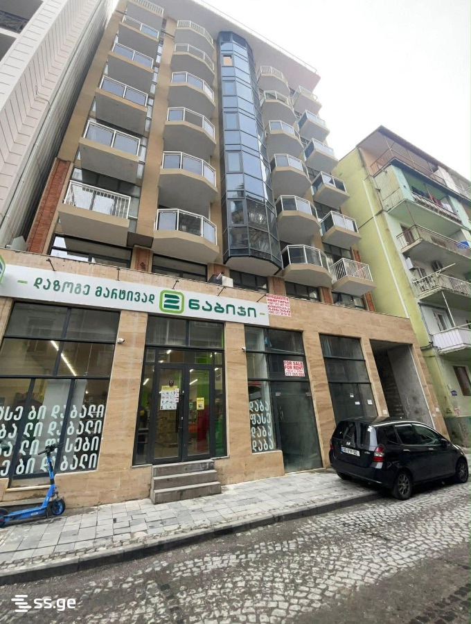 11 - 1 rooms