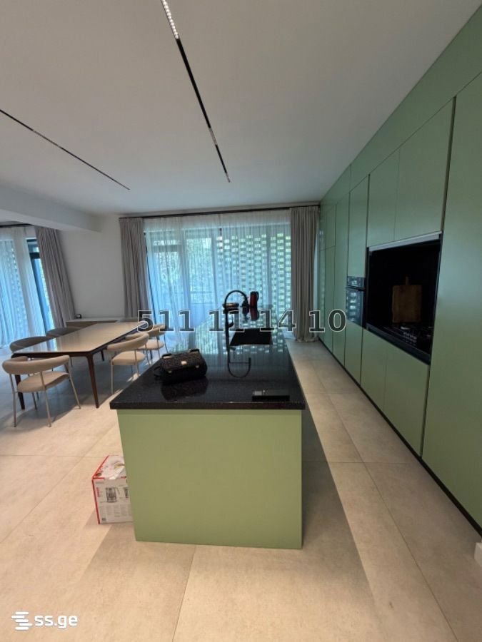 barnovi st. - 4 rooms