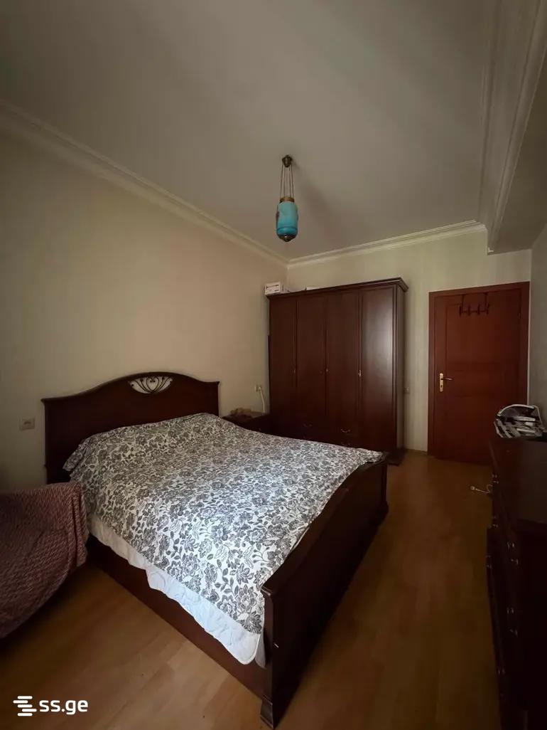 kostava st. - 3 rooms