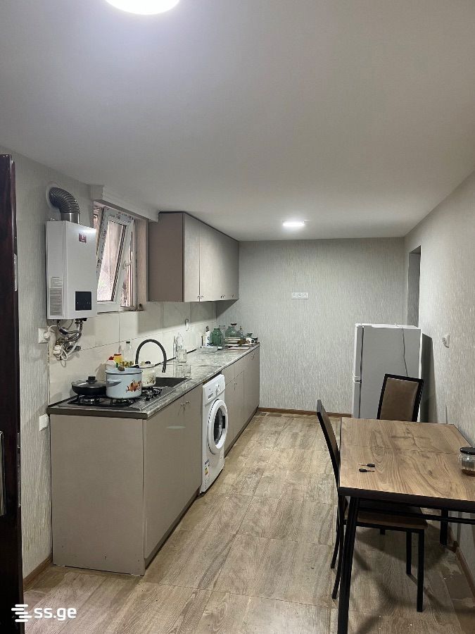 java st. 0 - 3 rooms