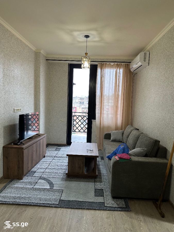 . - 2 rooms