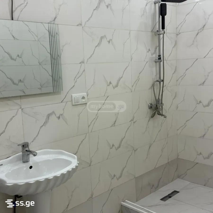 didi jikhaishi st. 22 - 4 rooms