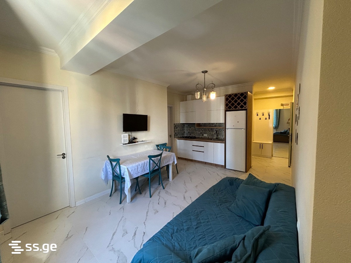 petre imeri st. 8 - 3 rooms