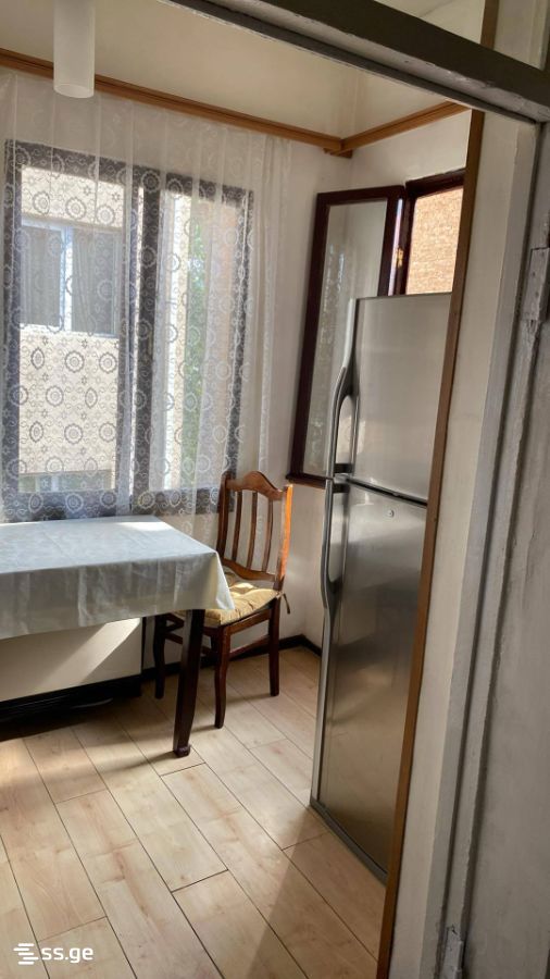 cinamdzgrishvili st. 60 - 2 rooms
