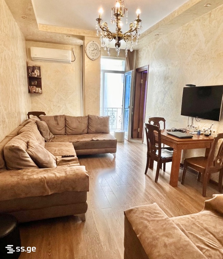 Bagrationi str. 210 - 3 rooms