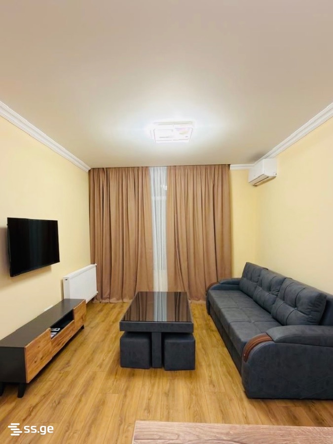 1 - 2 rooms