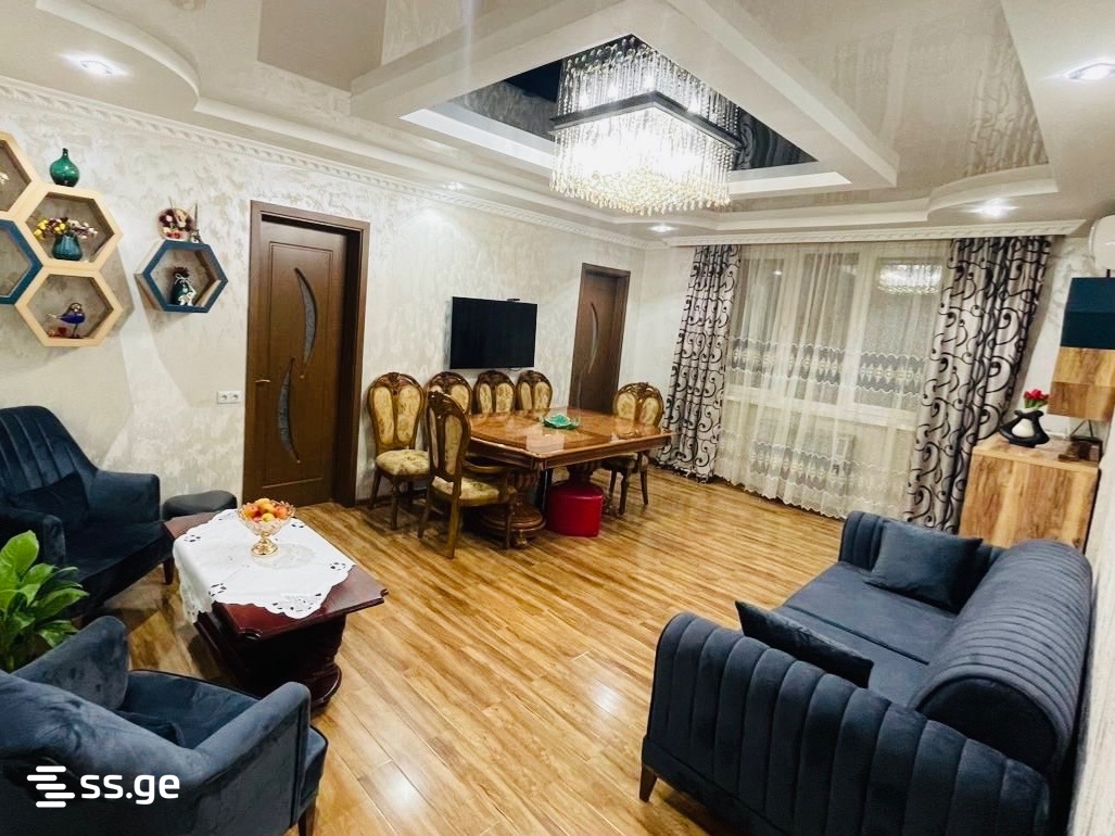 M. Lermontov Street 46 - 5 rooms
