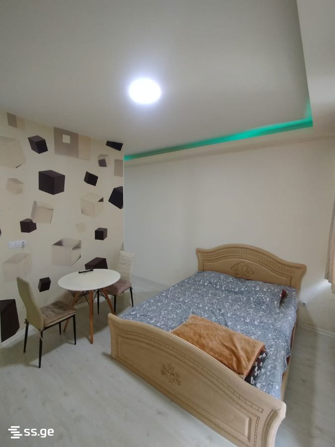 Lech and Maria Kaczynski street 5 - 1 rooms