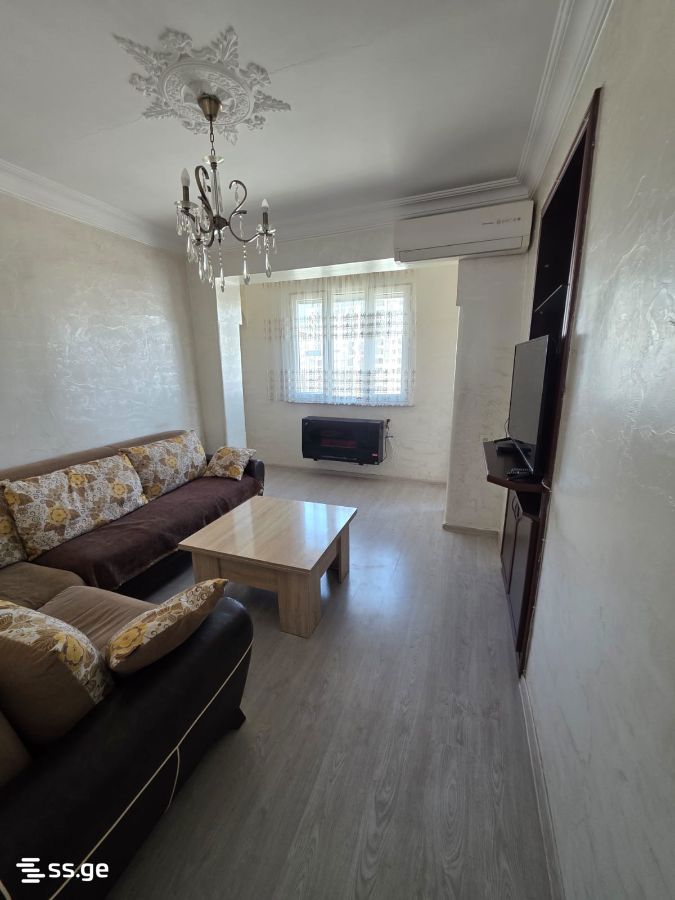 19 - 3 rooms