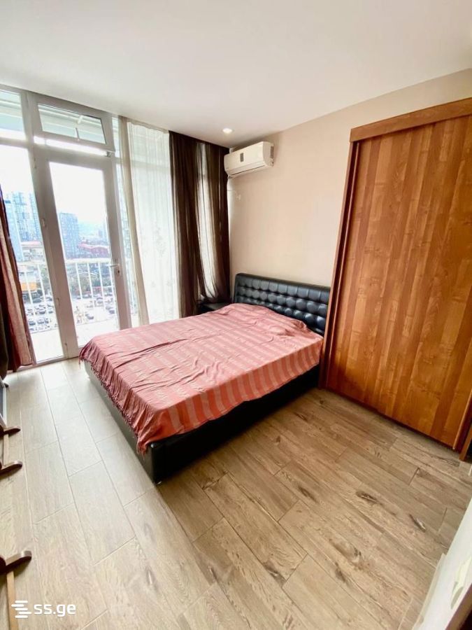 Sherif Khimshiashvili Ave 4 - 3 rooms
